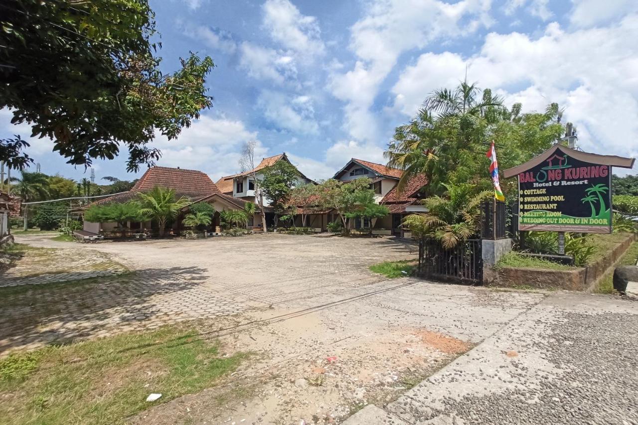 ホテル Oyo 3983 Balong Kuring Syariah Pringsewu バンダールランプン エクステリア 写真